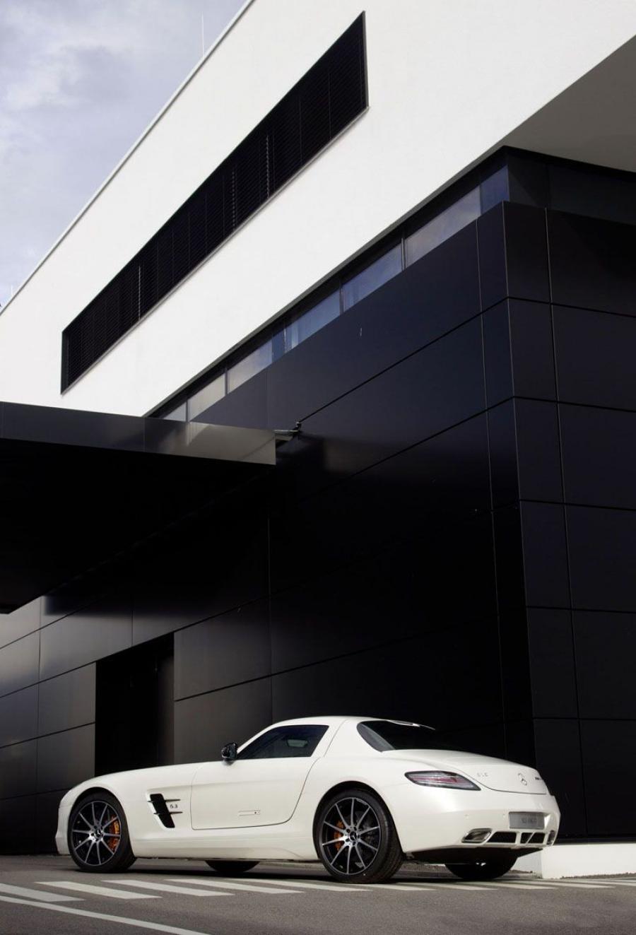 Mercedes-Benz SLS AMG GT 2013 года  (фото 104 из 110)